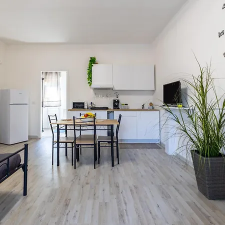 Tosca Dell'angelo Con Piscina Villa