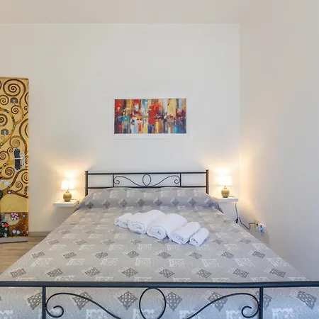 Tosca Dell'angelo Con Piscina * Comiso